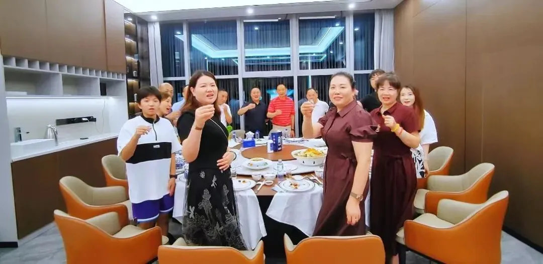 1740384747503503.jpg 1740384741132.jpg